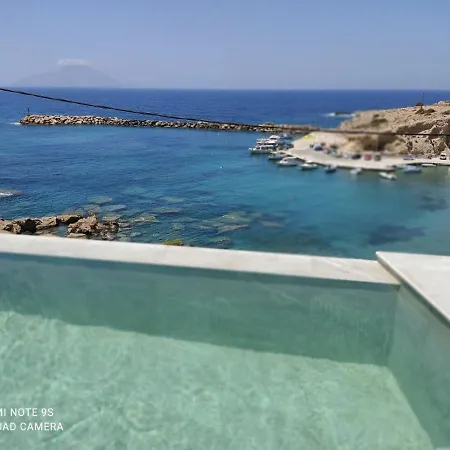 Alkioni Appartement Foiníkion