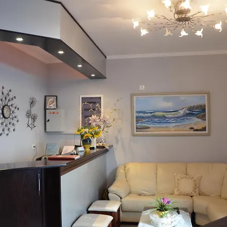 Alkioni * Foiníkion