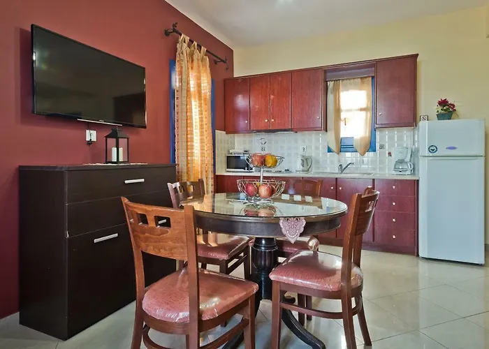 Alkioni Apartamento Foiníkion